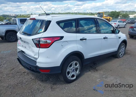 2017 Ford Escape S z USA, uszkodzony, nr VIN 1FMCU0F71HUE25636
